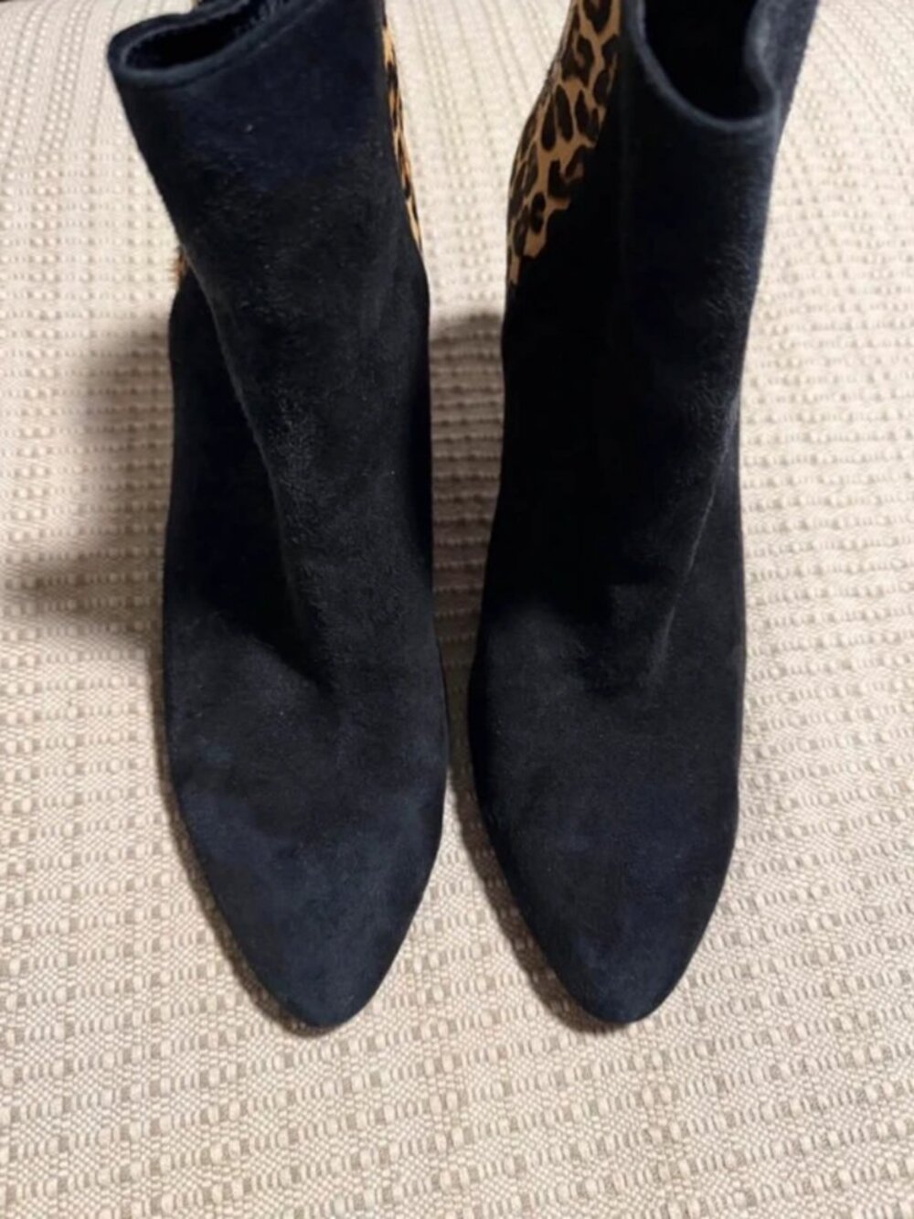 Cole haan women’s 10 black leopard cheetah boots